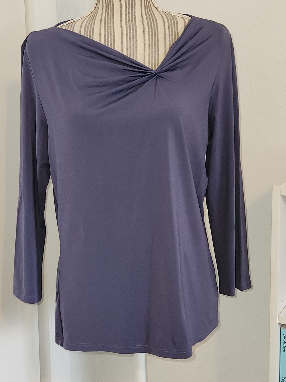 Tahari L Periwinkle Asymmetrical Twist Neck 3/4 Sleeve Top
